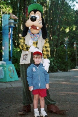 Meeting Goofy in his safari gear, Animal Kingdom, Walt Disney World (Scarborough photo) Meeting Goofy in his safari gear, Animal Kingdom, Walt Disney World (Scarborough photo)